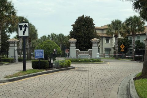 Townhouse in Davenport, Florida 5 bedrooms, 234.3 sq.m. № 2227557 - photo 3
