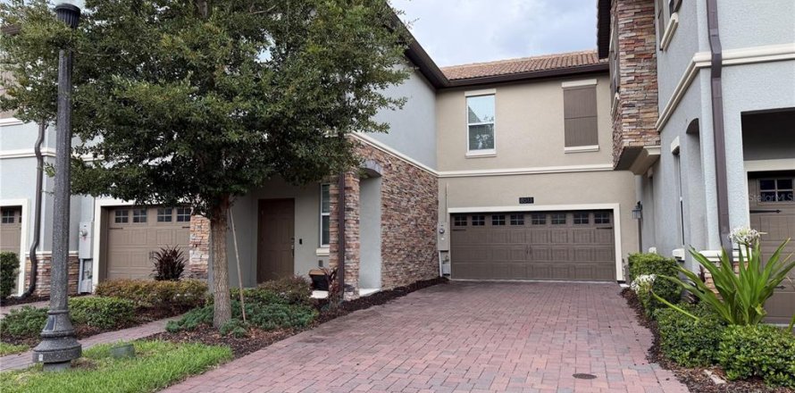 Townhouse in Davenport, Florida 5 bedrooms, 234.3 sq.m. № 2227557