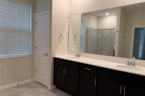 Townhouse in Davenport, Florida 5 bedrooms, 234.3 sq.m. № 2227557 - photo 20