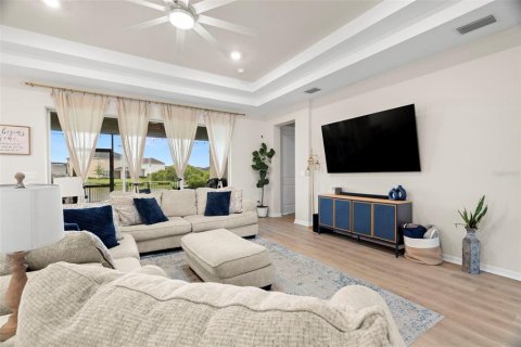 Casa en venta en Wesley Chapel, Florida, 5 dormitorios, 321.53 m2 № 1773147 - foto 18