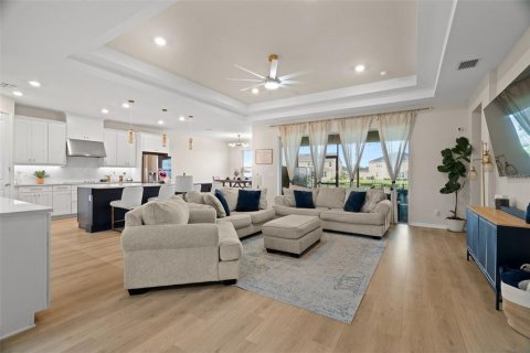 Casa en venta en Wesley Chapel, Florida, 5 dormitorios, 321.53 m2 № 1773147 - foto 7