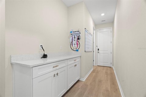 Casa en venta en Wesley Chapel, Florida, 5 dormitorios, 321.53 m2 № 1773147 - foto 20