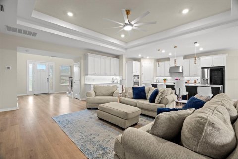 Casa en venta en Wesley Chapel, Florida, 5 dormitorios, 321.53 m2 № 1773147 - foto 17