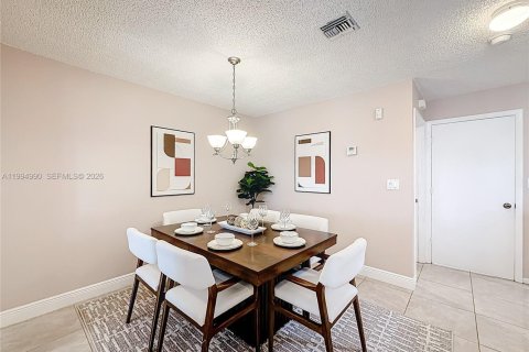 Touwnhouse à vendre à Boca Raton, Floride: 3 chambres, 173.54 m2 № 2063861 - photo 25