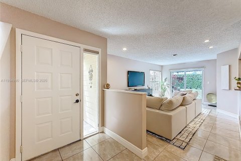 Touwnhouse à vendre à Boca Raton, Floride: 3 chambres, 173.54 m2 № 2063861 - photo 6