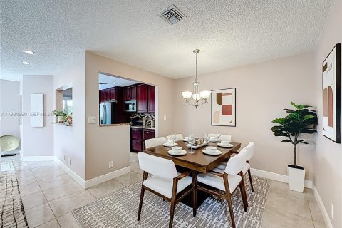 Touwnhouse à vendre à Boca Raton, Floride: 3 chambres, 173.54 m2 № 2063861 - photo 26