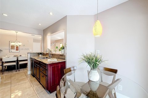 Touwnhouse à vendre à Boca Raton, Floride: 3 chambres, 173.54 m2 № 2063861 - photo 19