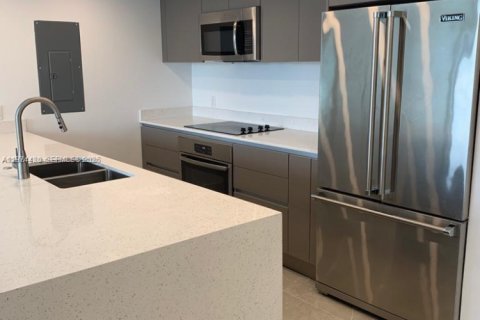 Copropriété à louer à North Miami Beach, Floride: 2 chambres, 89.93 m2 № 2041228 - photo 4