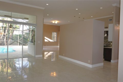Casa en alquiler en Weston, Florida, 5 dormitorios, 250.09 m2 № 1924149 - foto 4