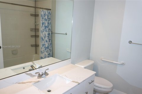 Casa en alquiler en Weston, Florida, 5 dormitorios, 250.09 m2 № 1924149 - foto 18