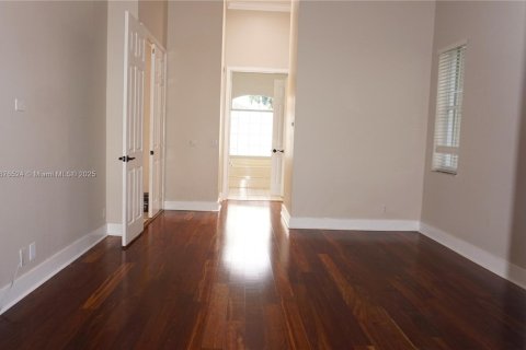Casa en alquiler en Weston, Florida, 5 dormitorios, 250.09 m2 № 1924149 - foto 11