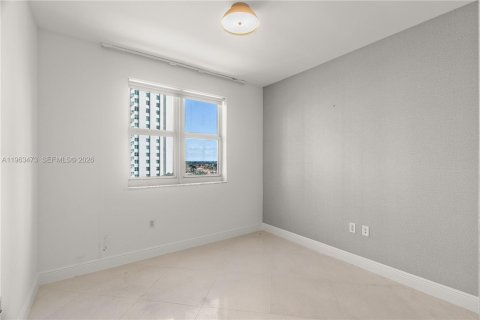 Copropriété à vendre à Aventura, Floride: 3 chambres, 156.82 m2 № 2186431 - photo 20