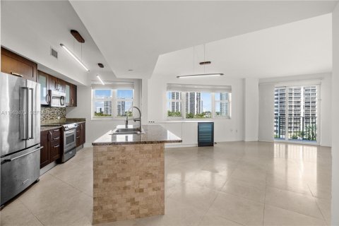 Copropriété à vendre à Aventura, Floride: 3 chambres, 156.82 m2 № 2186431 - photo 8