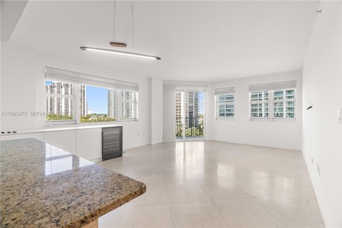 Copropriété à vendre à Aventura, Floride: 3 chambres, 156.82 m2 № 2186431 - photo 16