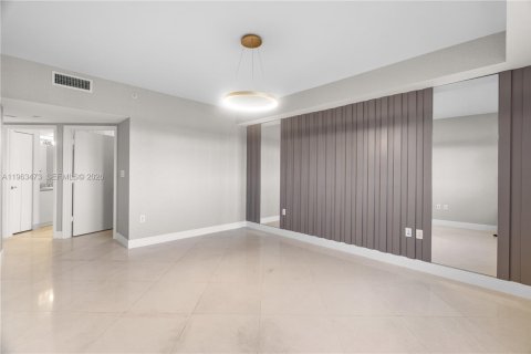 Copropriété à vendre à Aventura, Floride: 3 chambres, 156.82 m2 № 2186431 - photo 26