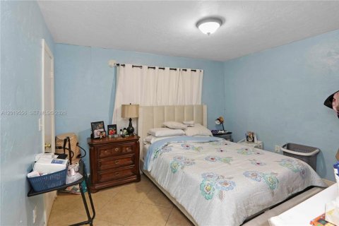 Снять в аренду кондоминиум в Хайалиа, Флорида 2 спальни, 84.54м2, № 2193058 - фото 7