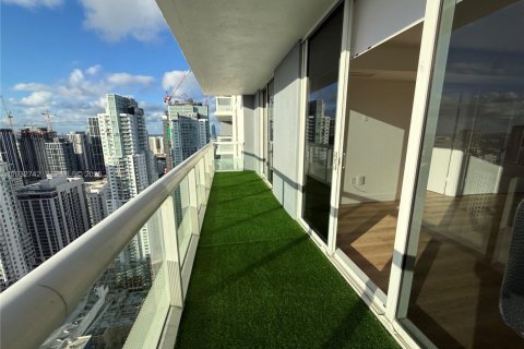 Снять в аренду кондоминиум в Майами, Флорида 1 спальня, 65.03м2, № 1991651 - фото 3