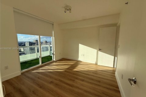 Снять в аренду кондоминиум в Майами, Флорида 1 спальня, 65.03м2, № 1991651 - фото 13