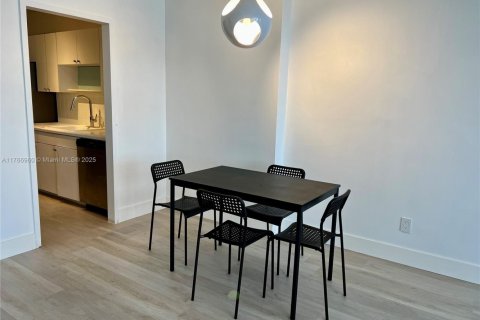 Copropriété à louer à Miami Beach, Floride: 1 chambre, 81.75 m2 № 1959758 - photo 5