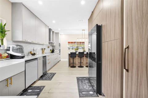 Купить виллу или дом в Майами, Флорида 3 комнаты, 267.28м2, № 1915096 - фото 9