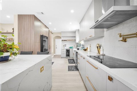 Купить виллу или дом в Майами, Флорида 3 комнаты, 267.28м2, № 1915096 - фото 6
