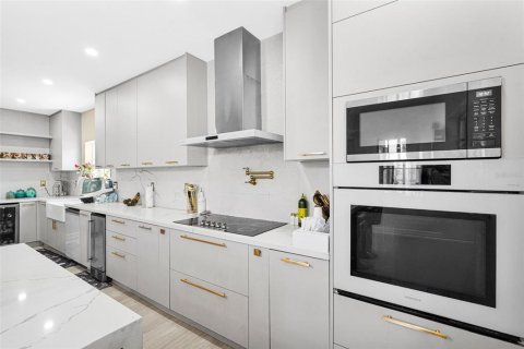 Купить виллу или дом в Майами, Флорида 3 комнаты, 267.28м2, № 1915096 - фото 5