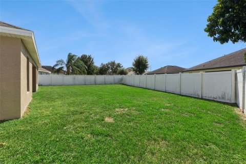 House in Tavares, Florida 3 bedrooms, 143.26 sq.m. № 2428634 - photo 29