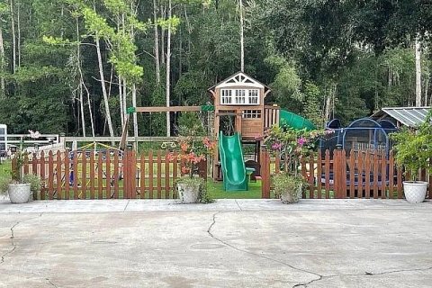 Купить виллу или дом в Лайв-Оук, Флорида 10 комнат, 184.88м2, № 2217380 - фото 5