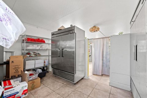 Propiedad comercial en venta en Eagle Lake, Florida, 442.59 m2 № 1837175 - foto 19