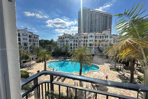 Condo in Aventura, Florida, 2 bedrooms № 1966710 - photo 23