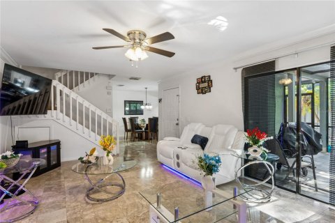 Купить таунхаус в Тампа, Флорида 10 комнат, 136.94м2, № 2201598 - фото 8