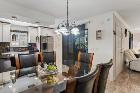 Купить таунхаус в Тампа, Флорида 10 комнат, 136.94м2, № 2201598 - фото 15