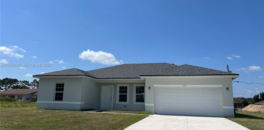 Дом в Окала, Флорида 4 спальни № 2008488