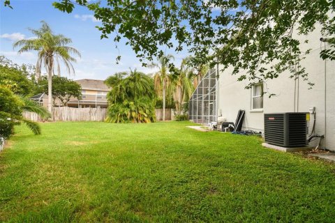 House in Tampa, Florida 4 bedrooms, 239.41 sq.m. № 1854469 - photo 8