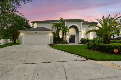 House in Tampa, Florida 4 bedrooms, 239.41 sq.m. № 1854469 - photo 1