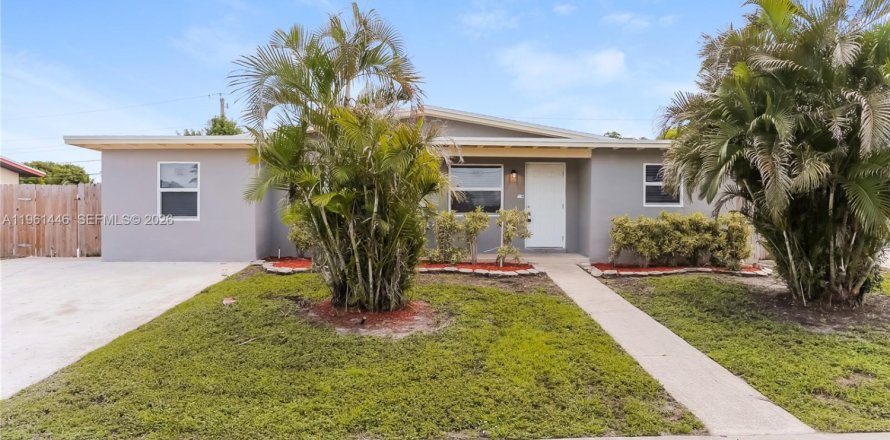 Casa en Lantana, Florida 3 dormitorios, 115.29 m2 № 2023329