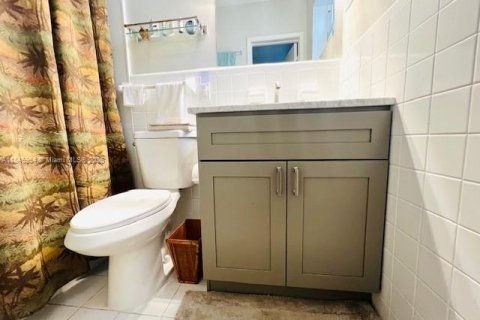 Duplex à louer à Fort Lauderdale, Floride: 2 chambres, 113.34 m2 № 1847662 - photo 7
