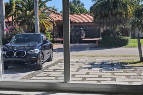 Снять в аренду виллу или дом в Пальметто-Бей, Флорида 4 спальни, 122.35м2, № 2024126 - фото 3