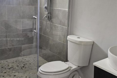 Снять в аренду виллу или дом в Пальметто-Бей, Флорида 4 спальни, 122.35м2, № 2024126 - фото 14