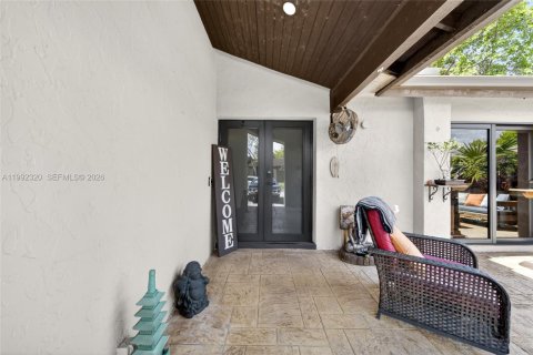 Casa en venta en Miami, Florida, 3 dormitorios, 163.42 m2 № 2056650 - foto 10