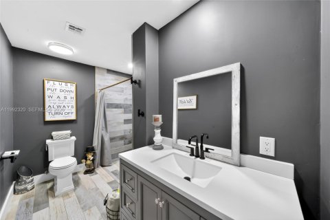Casa en venta en Miami, Florida, 3 dormitorios, 163.42 m2 № 2056650 - foto 18