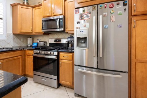 Touwnhouse à vendre à Sunrise, Floride: 3 chambres, 175.21 m2 № 2065356 - photo 10