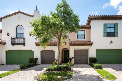 Touwnhouse à vendre à Sunrise, Floride: 3 chambres, 175.21 m2 № 2065356 - photo 2