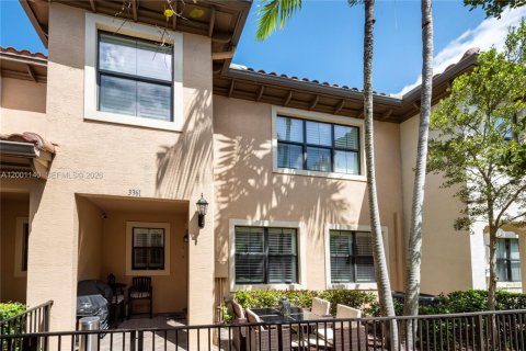 Touwnhouse à vendre à Sunrise, Floride: 3 chambres, 175.21 m2 № 2065356 - photo 25