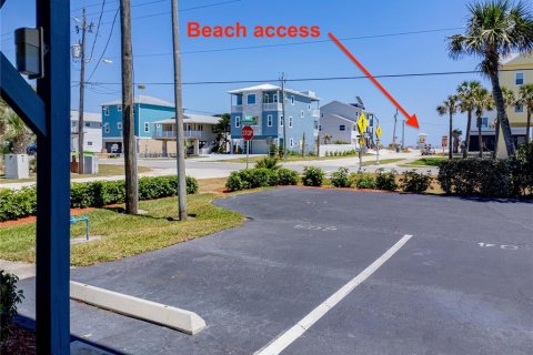Condo in New Smyrna Beach, Florida, 2 bedrooms  № 1642883 - photo 3