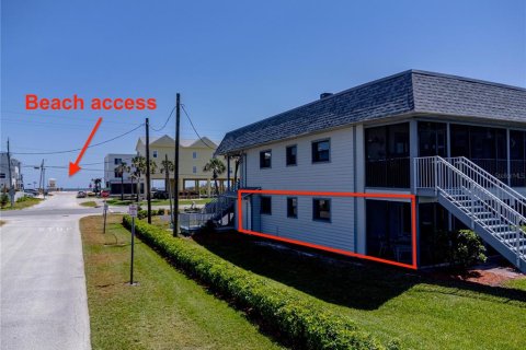 Condo in New Smyrna Beach, Florida, 2 bedrooms  № 1642883 - photo 18