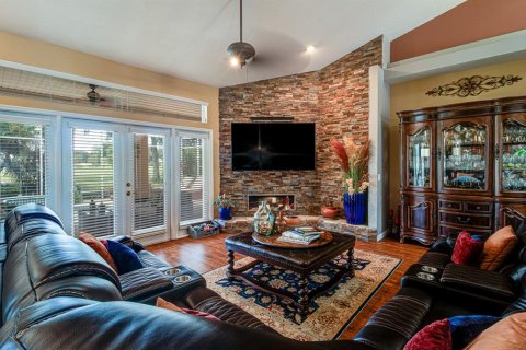 Casa en venta en Titusville, Florida, 4 dormitorios, 248.42 m2 № 1580300 - foto 8