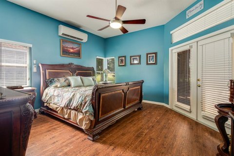 Casa en venta en Titusville, Florida, 4 dormitorios, 248.42 m2 № 1580300 - foto 12