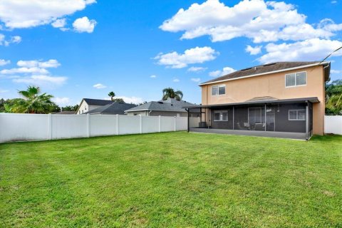 House in Wesley Chapel, Florida 3 bedrooms, 162.11 sq.m. № 2396826 - photo 28