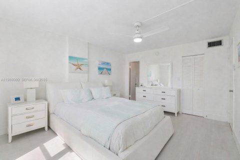 Condominio en venta en Oakland Park, Florida, 2 dormitorios, 90.58 m2 № 2044827 - foto 6